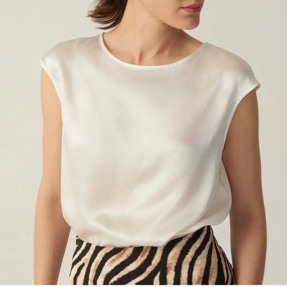 Simons Icōne Cap Sleeve White Blouse 🤍